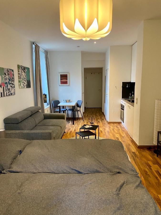 Zentrale Ferienwohnung Mit Balkon In Ахен Экстерьер фото
